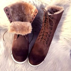 Antelope faux fur lace up booties